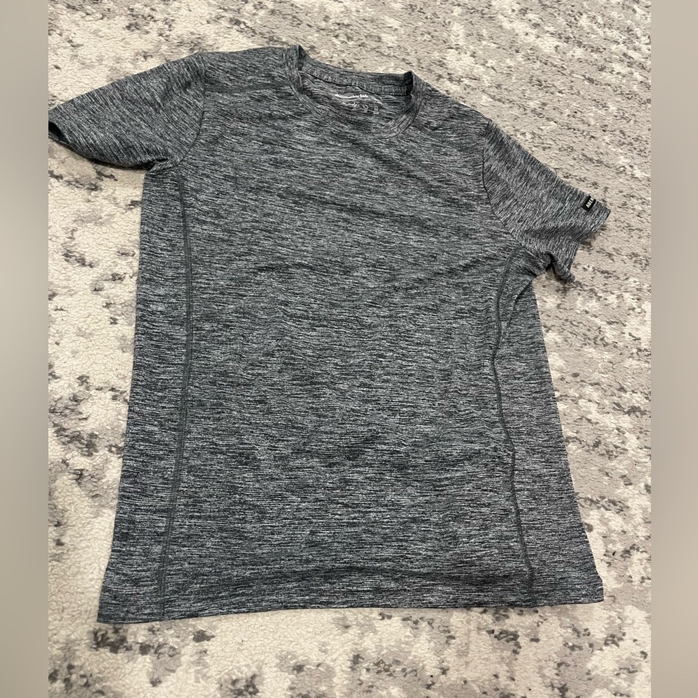 abercrombie kids Gray Heather Performance Tee GUC